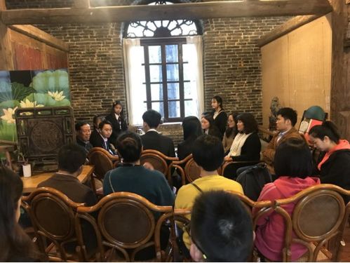 與祖國同頻共振 文化與藝術傳媒學院黨總支開展“我與祖國70周年”紅色教育活動